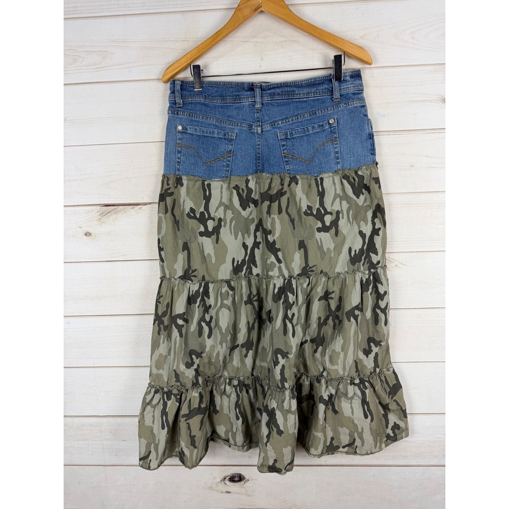 Ruff Hewn Skirt Size 10 Camouflage Denim Camo Tiered Midi Mixed Media - Picture 2 of 6